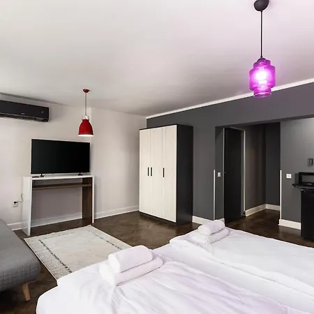 Five Points I - By Bascarsija Free Parking *